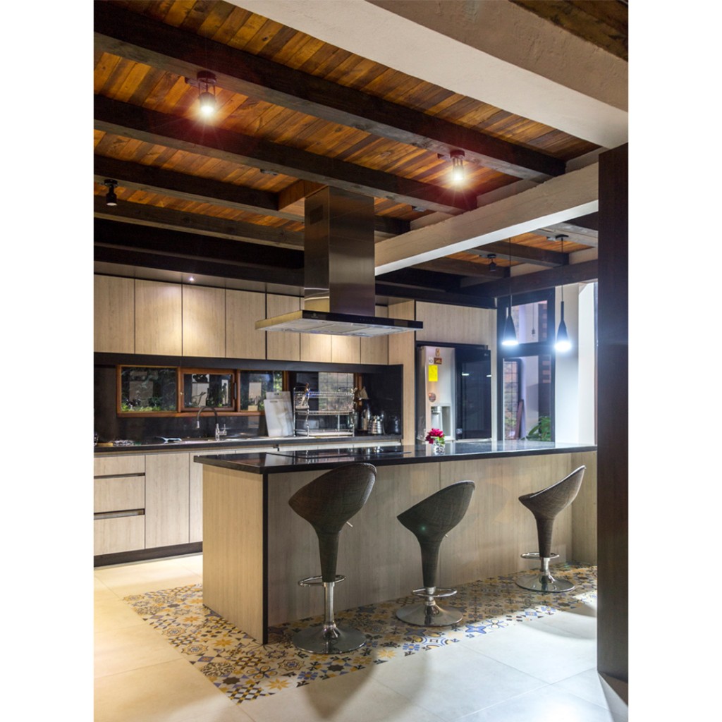 Pabellón Social Malacatos. Cocina Ampliación Casa de Campo. José Luis Morocho Arq.